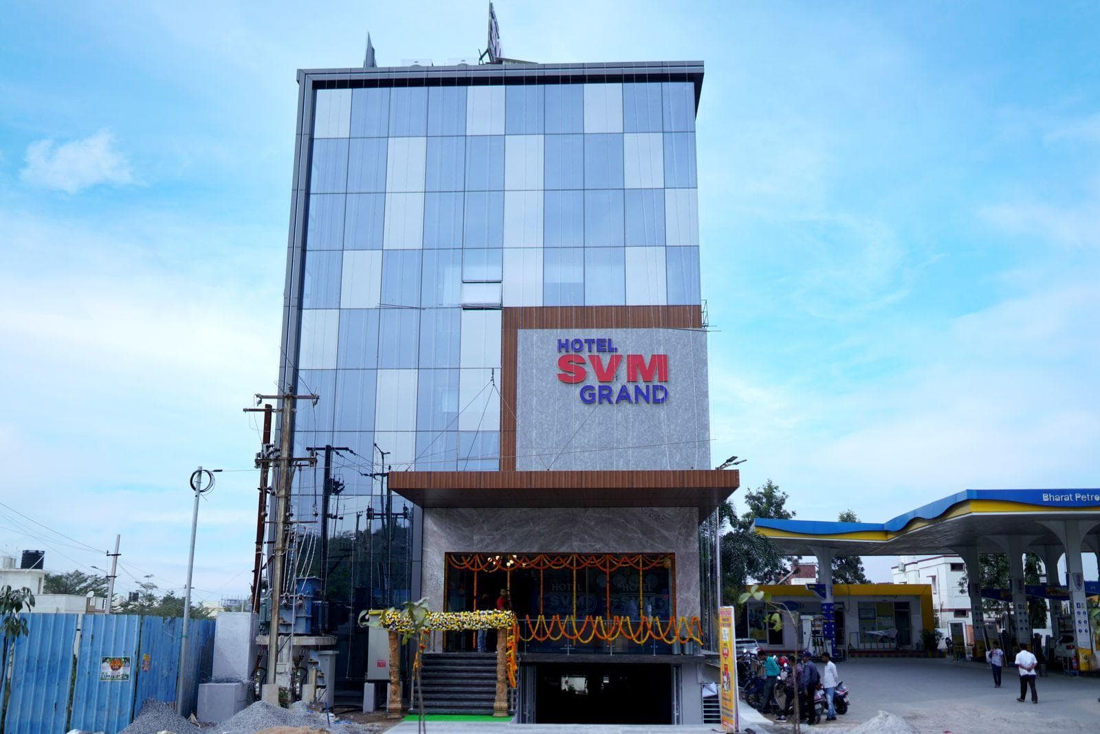Hotel SVM Grand Bachupally