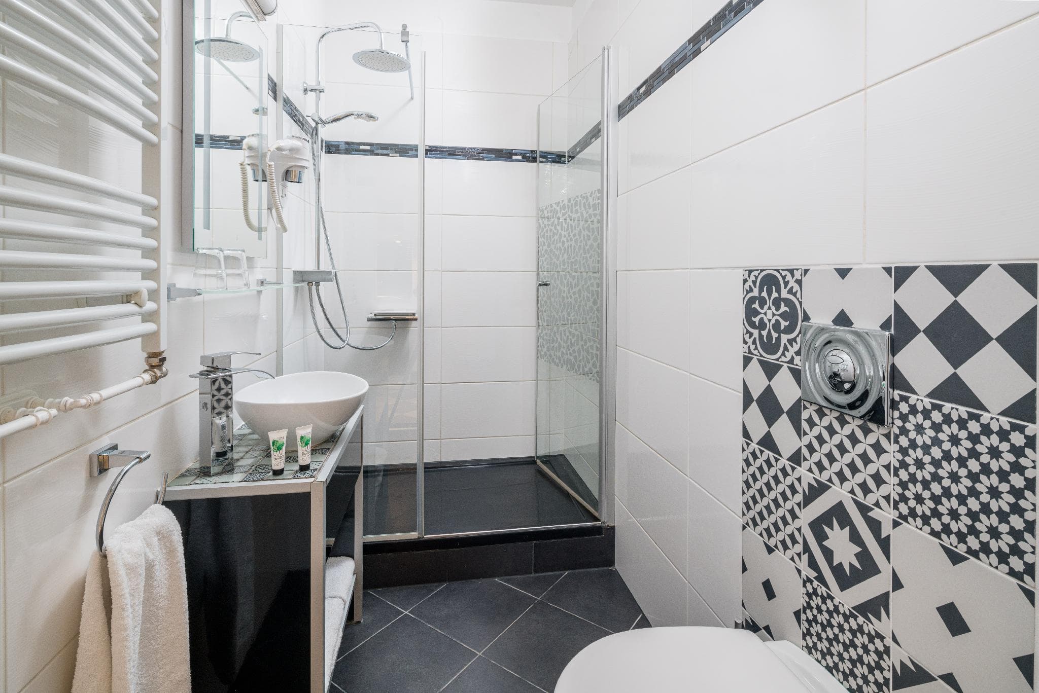 Best Western Plus Celebrity Suites photo 2