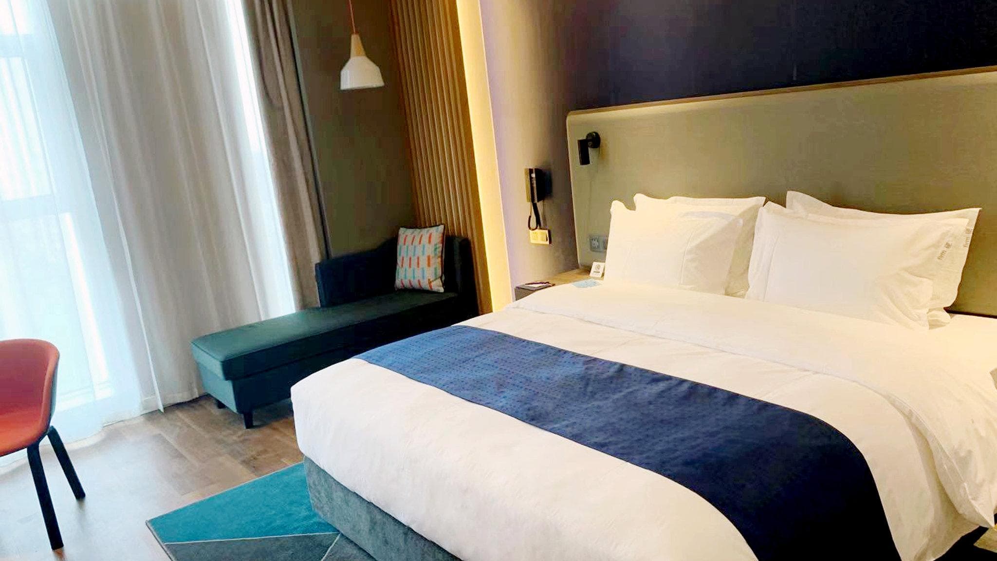 Holiday Inn Express Linyi West By IHG photo 2