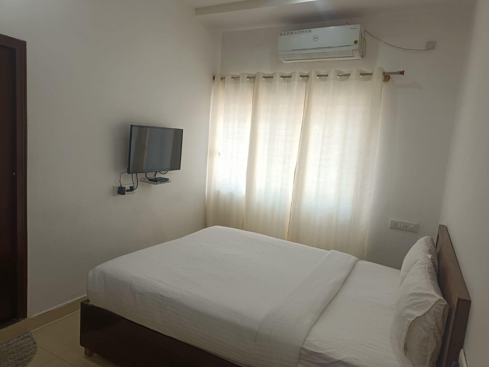 SS HOTELS Bannerghatta Road, Bilekahalli photo 2