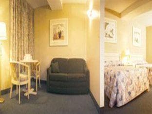 Vittoria Hotel & Suites photo 5