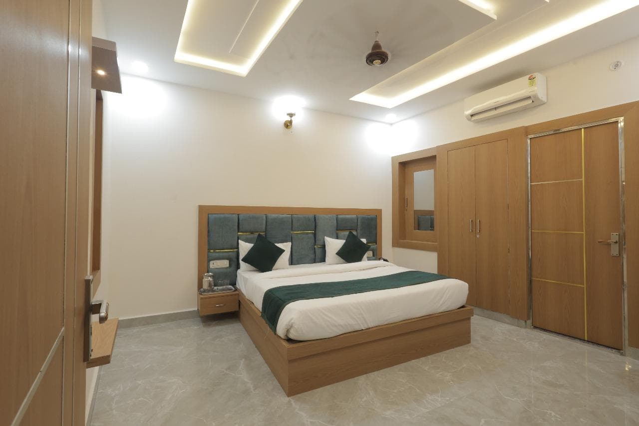 Sri RD Palace Hotel Agra photo 2