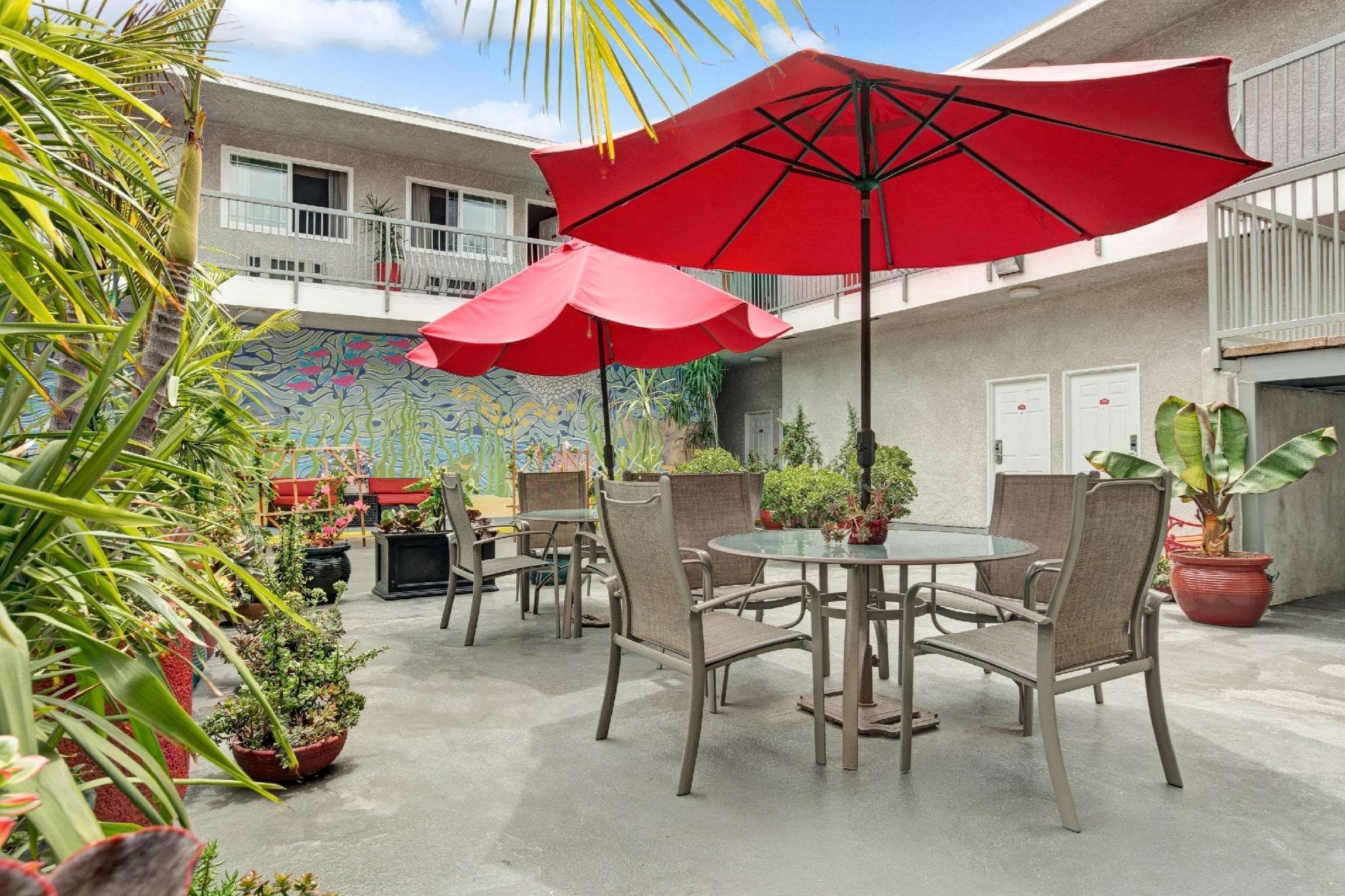 Ramada Limited Redondo Beach photo 5