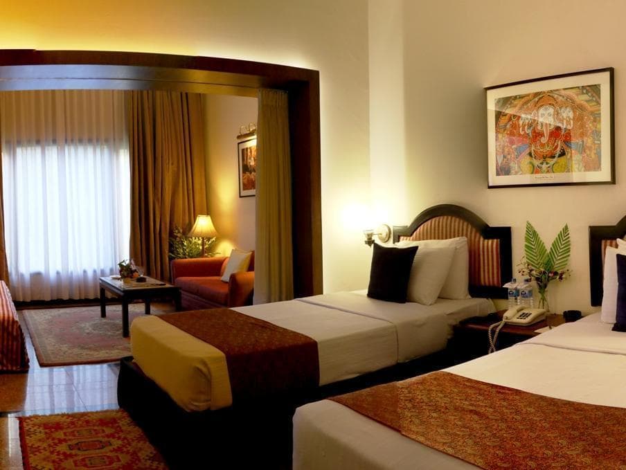 Clarks Hotel photo 2