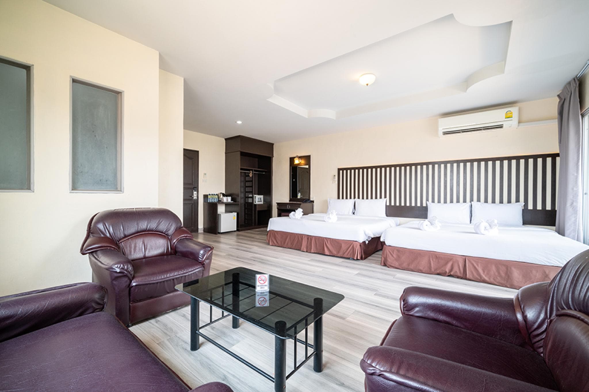 Sunday JA Plus Hotel photo 2