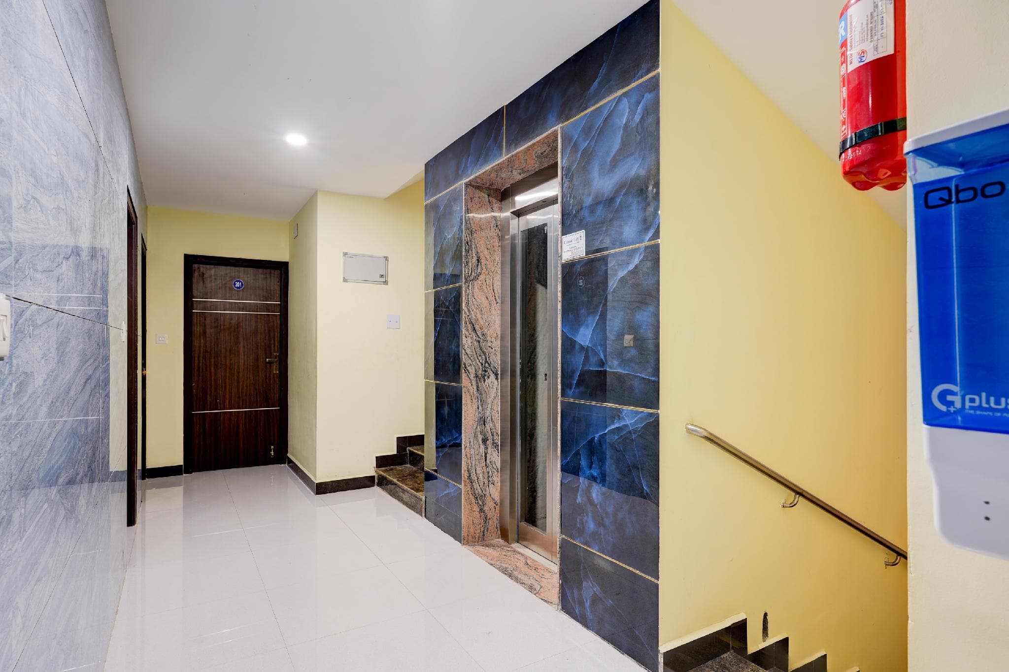 Super Townhouse IG Medical College Pondicherry Formerly Sri Vi Ka Residency photo 5
