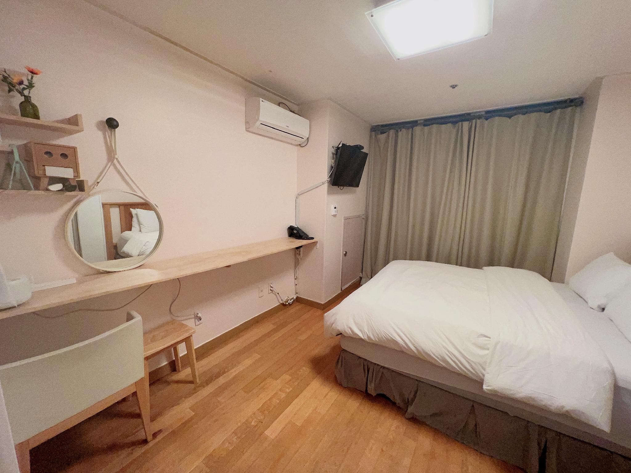 Whouse-Sinchon photo 4