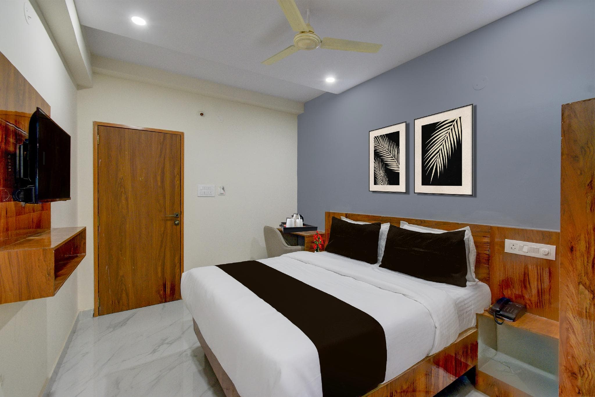 Super Townhouse Gachibowli Flyover Hyderabad photo 2