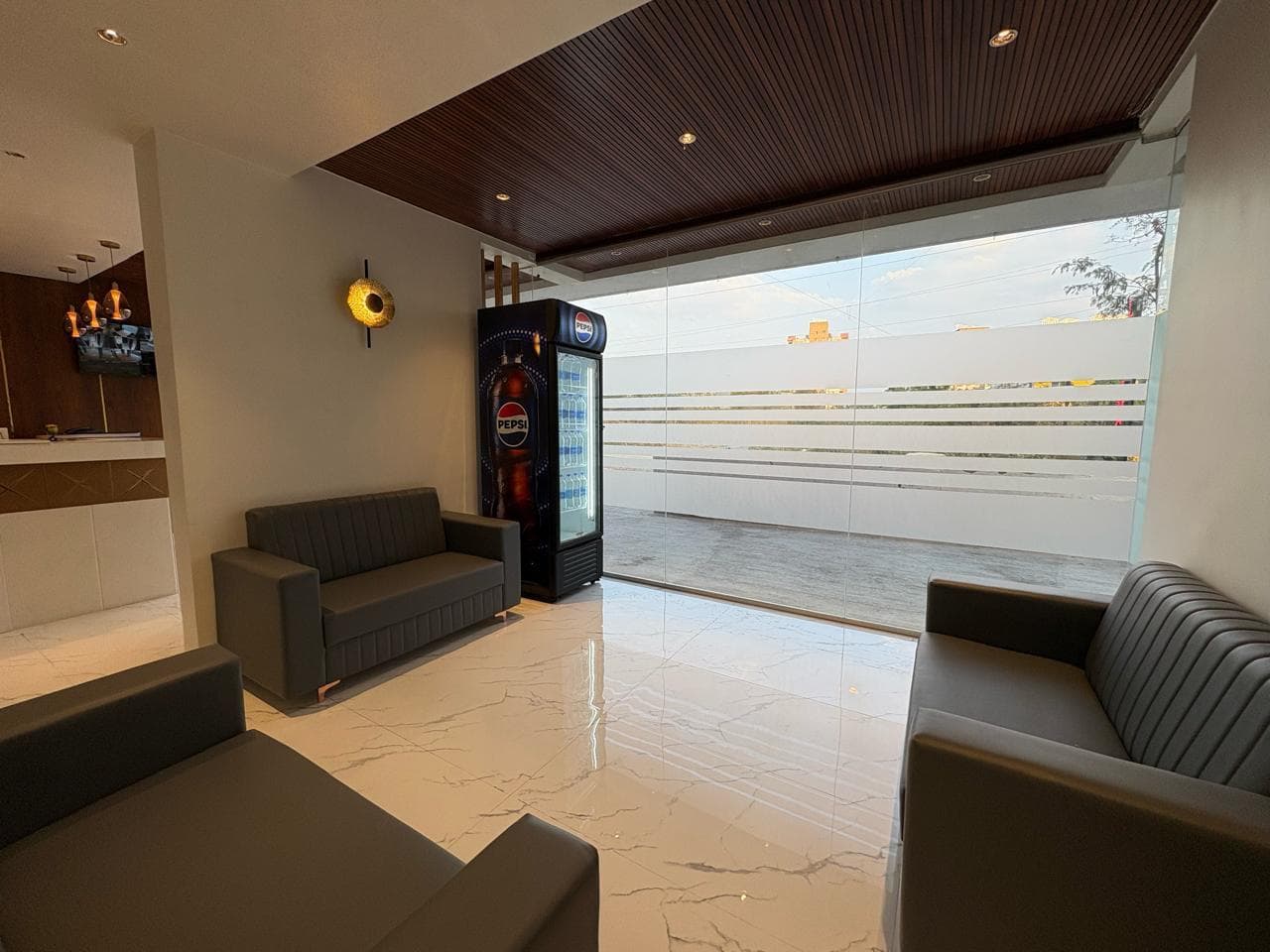 Sindu Executive Lodging photo 3