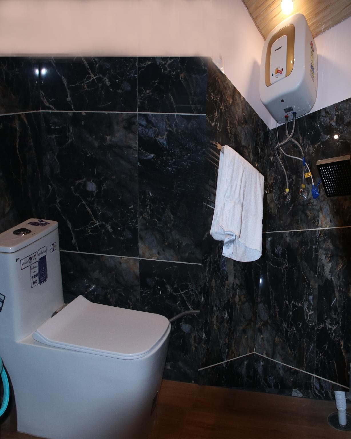 red leaf hotel photo 4