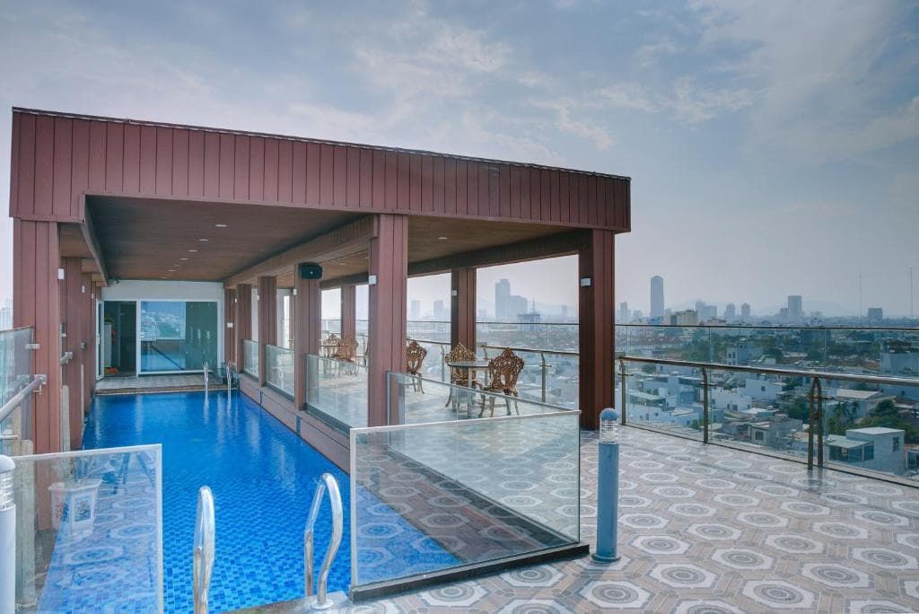 Quan Cuong Beach Hotel Da Nang photo 4