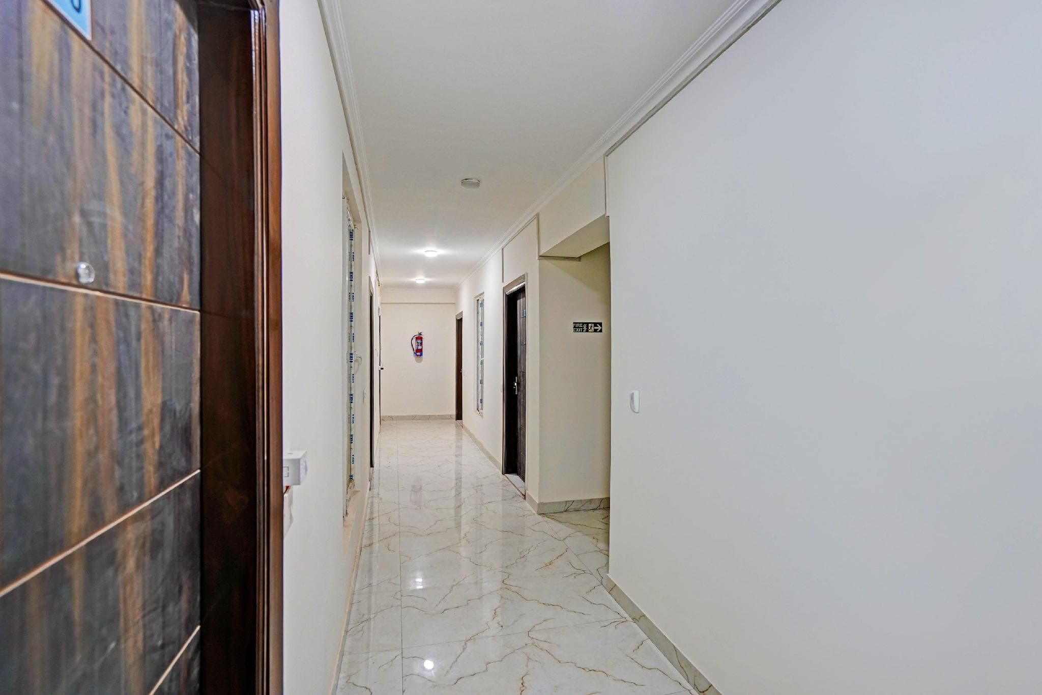 Super Townhouse Chhatarpur Metro Station Delhi photo 3