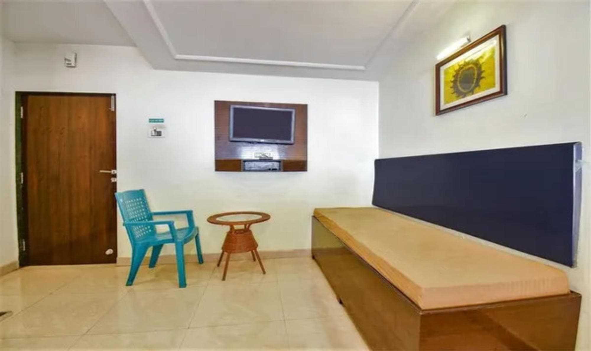 FabHotel Silver Leef and Resort photo 3