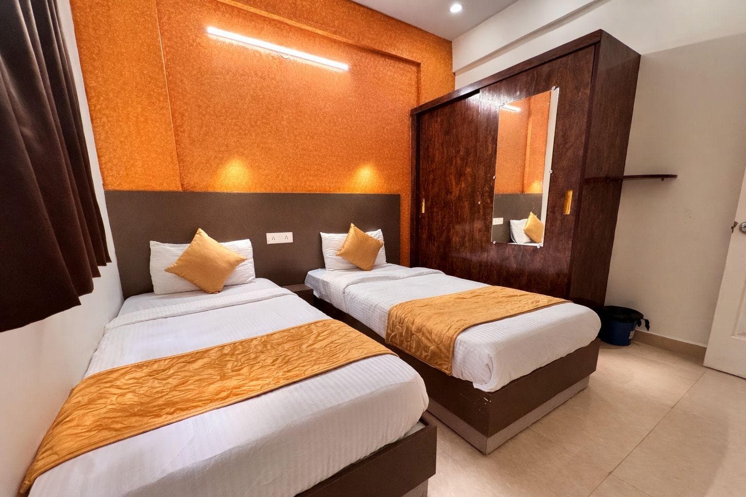Golden Lotus Suites
