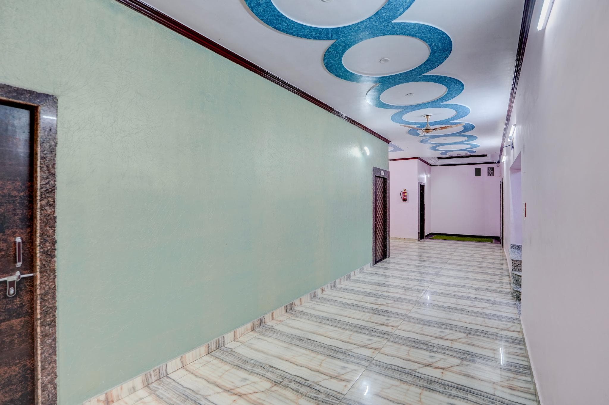Super OYO Collection O Gorakhpur Mandir Formerly Pavitra Palace photo 3