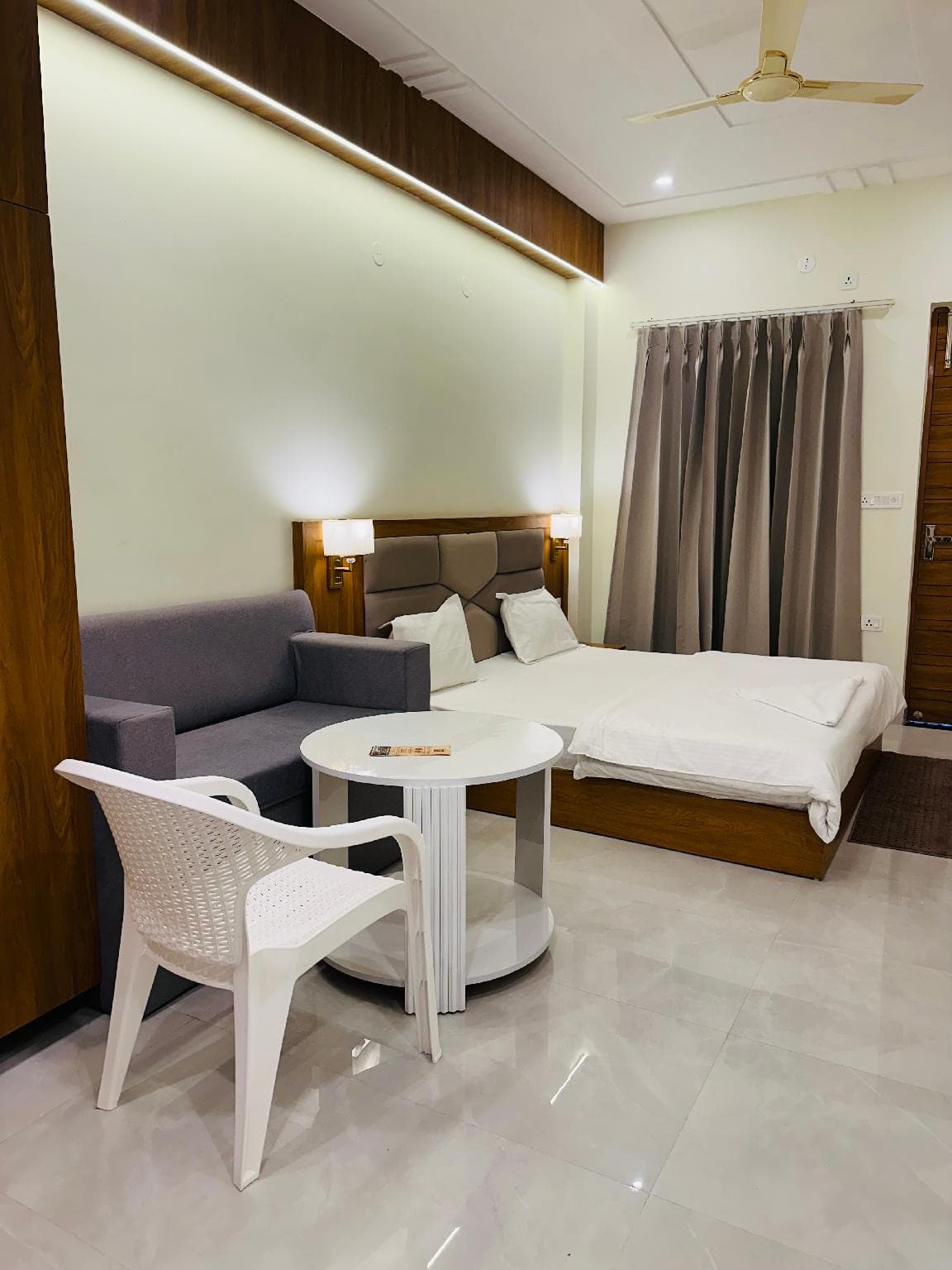 Hotel Rishikesh Paradise - Peace | Calm | comfort!
