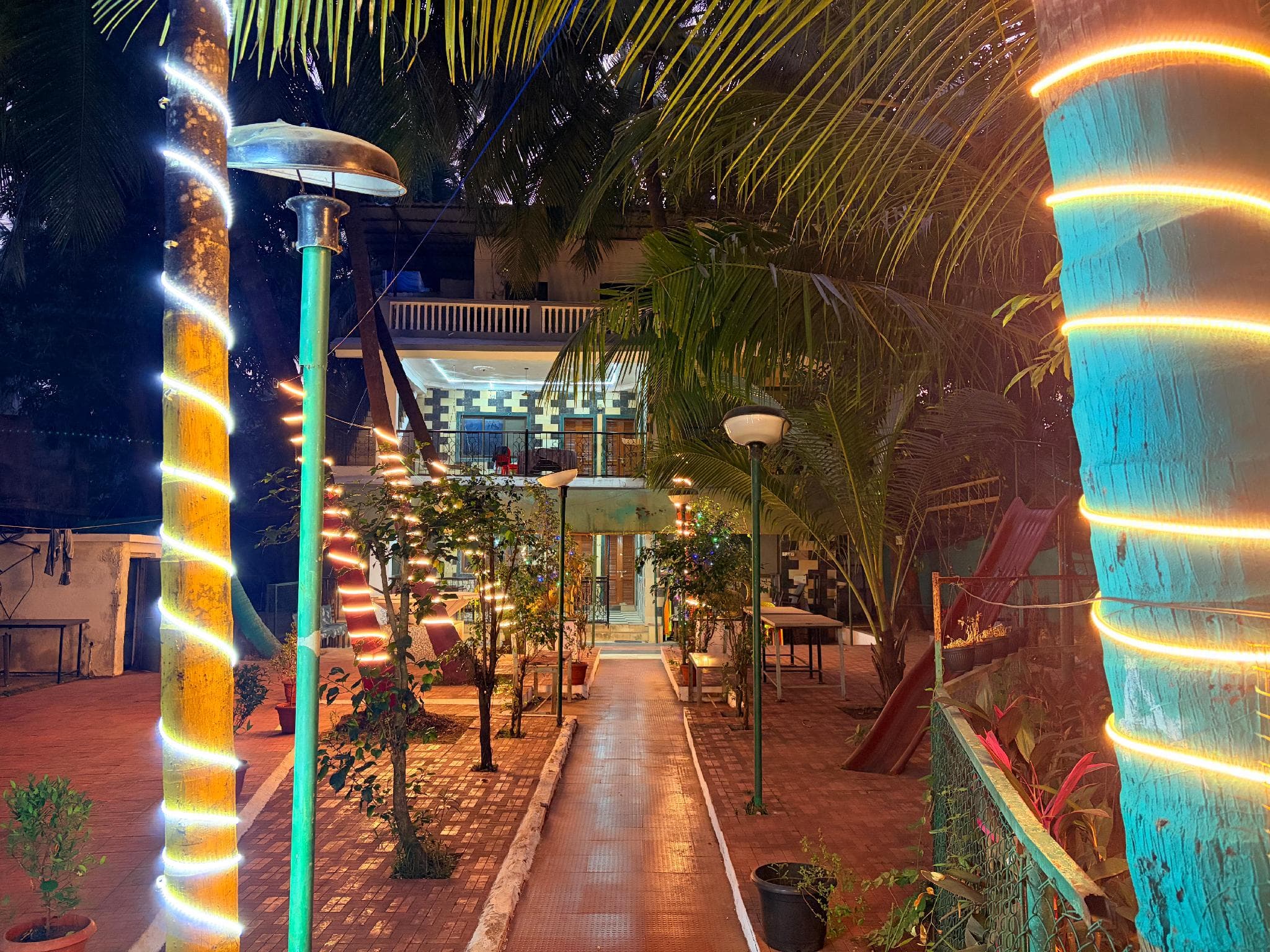 Green Waves Resort photo 3