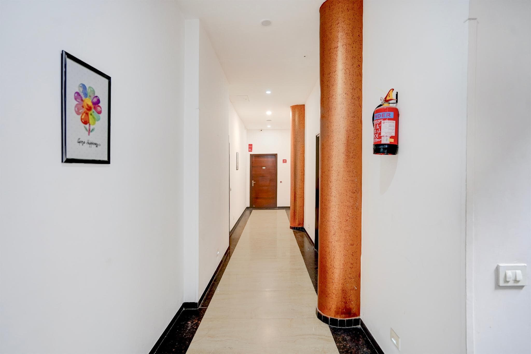 Super Townhouse by OYO Zirakpur Bus Stand Formerly Hotel Citi Inn photo 4