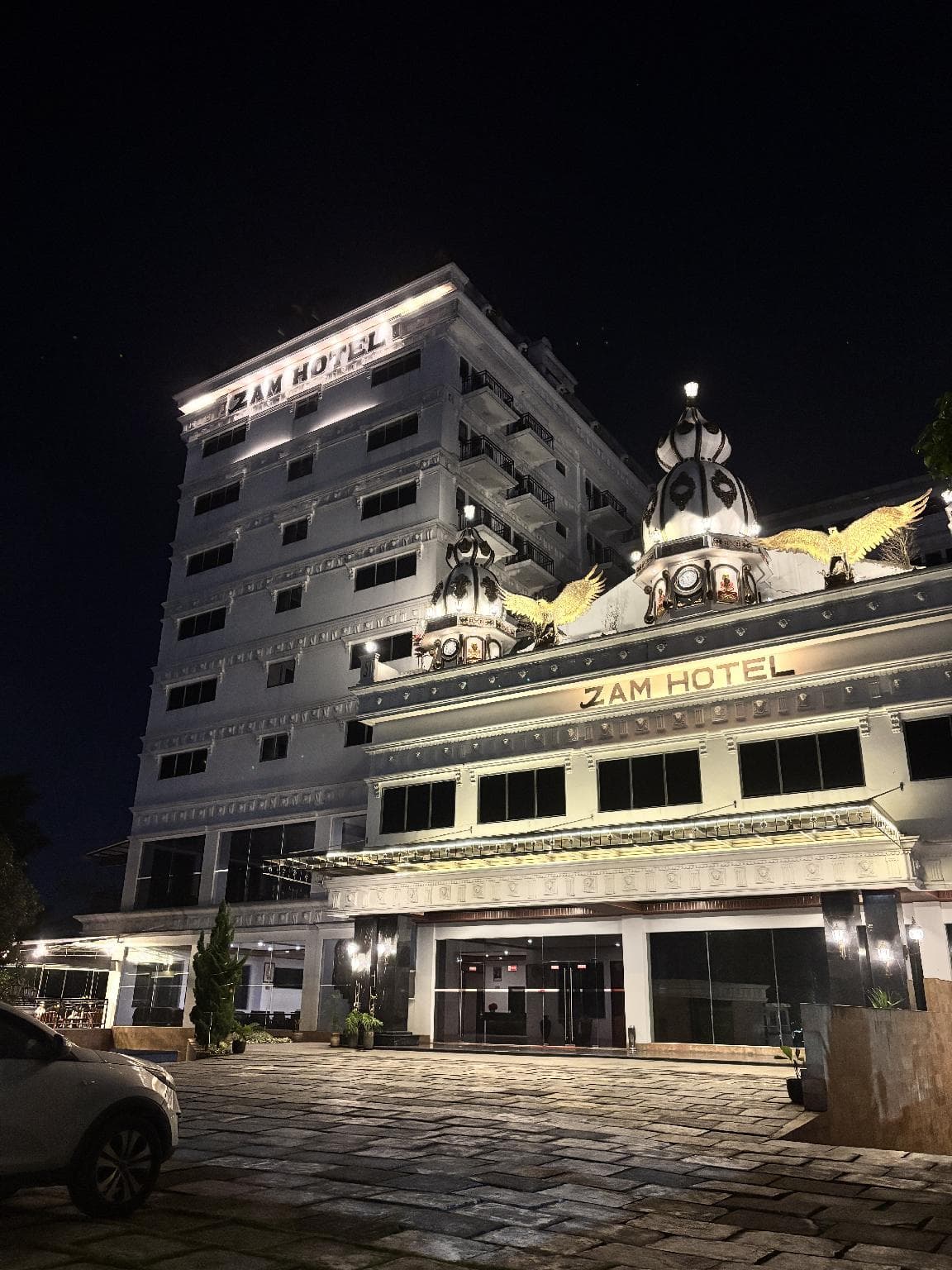 Zam Hotel