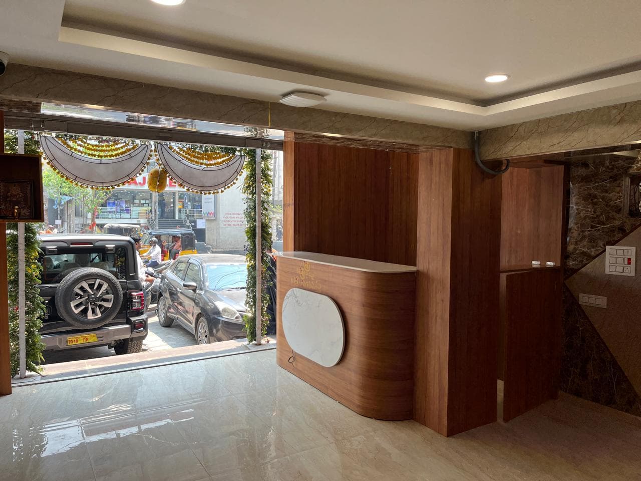 Sriveda Premium Hotel photo 3