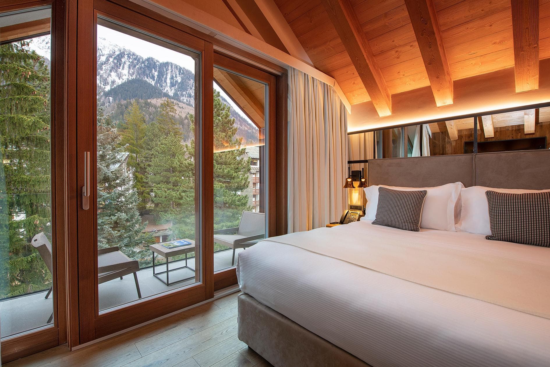 Le Massif Hotel & Lodge Courmayeur