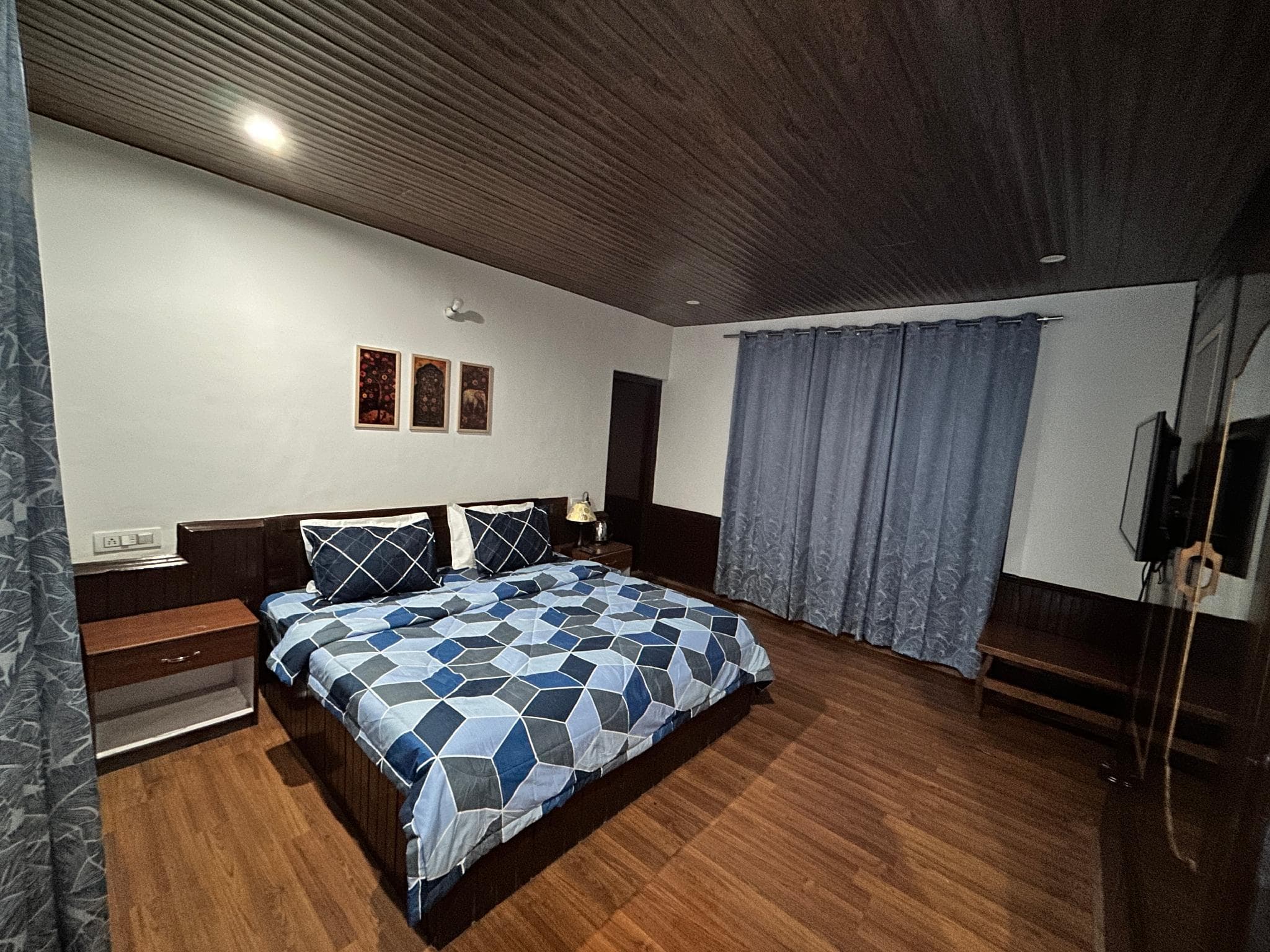 HOTEL DEVIDYAR photo 2