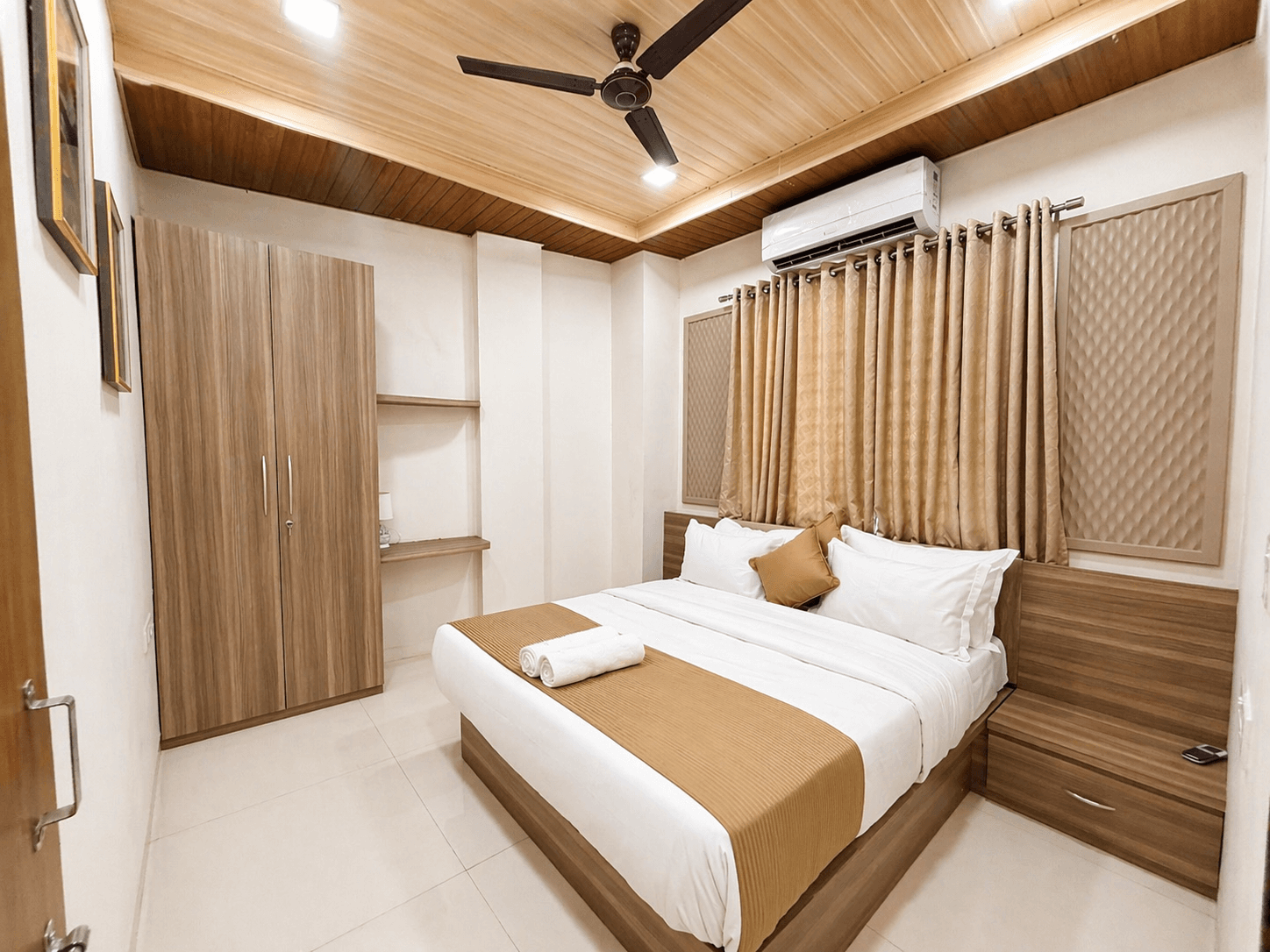 Hotel Aventus Suites Indore photo 4
