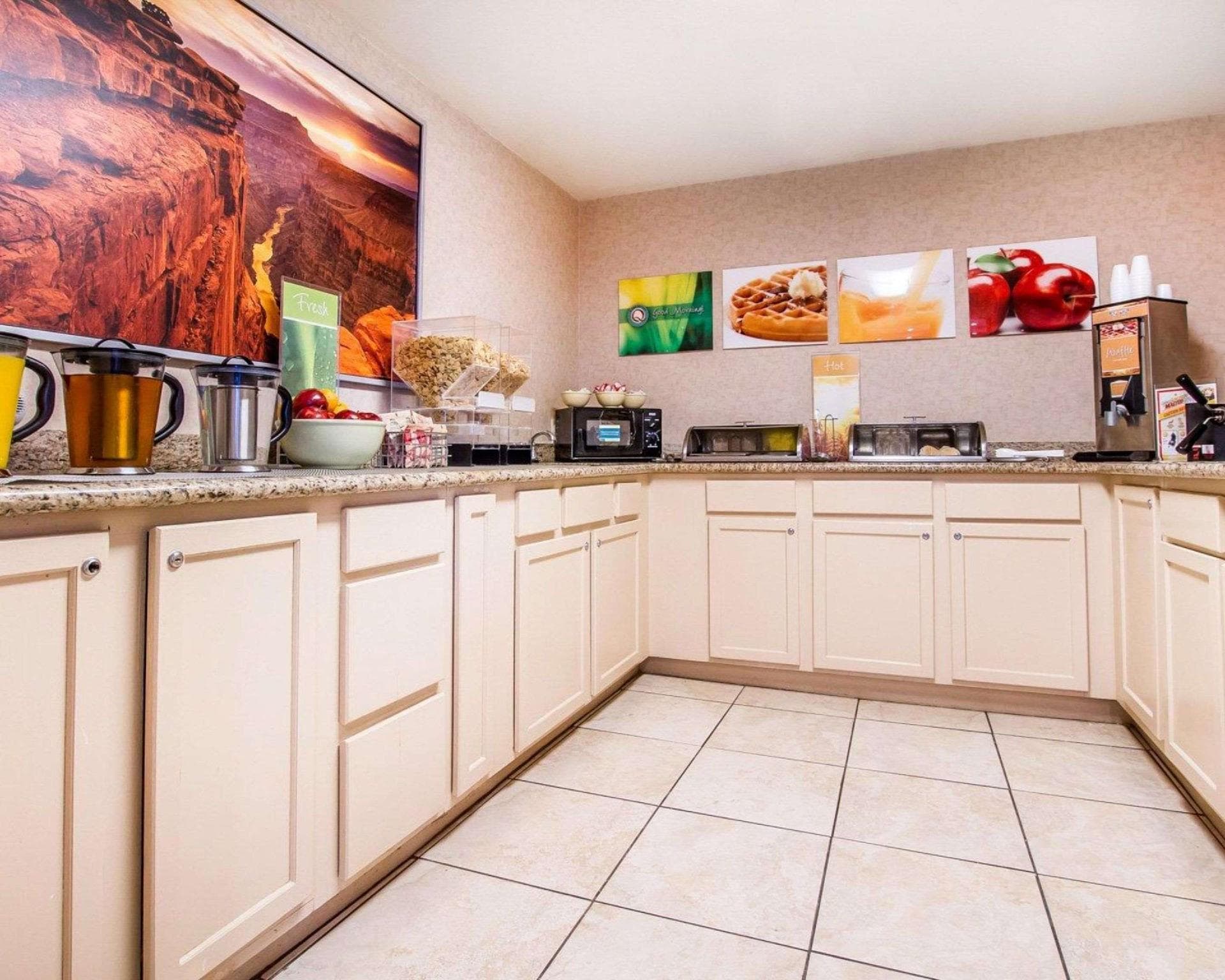Baymont by Wyndham Chandler I-10 photo 4