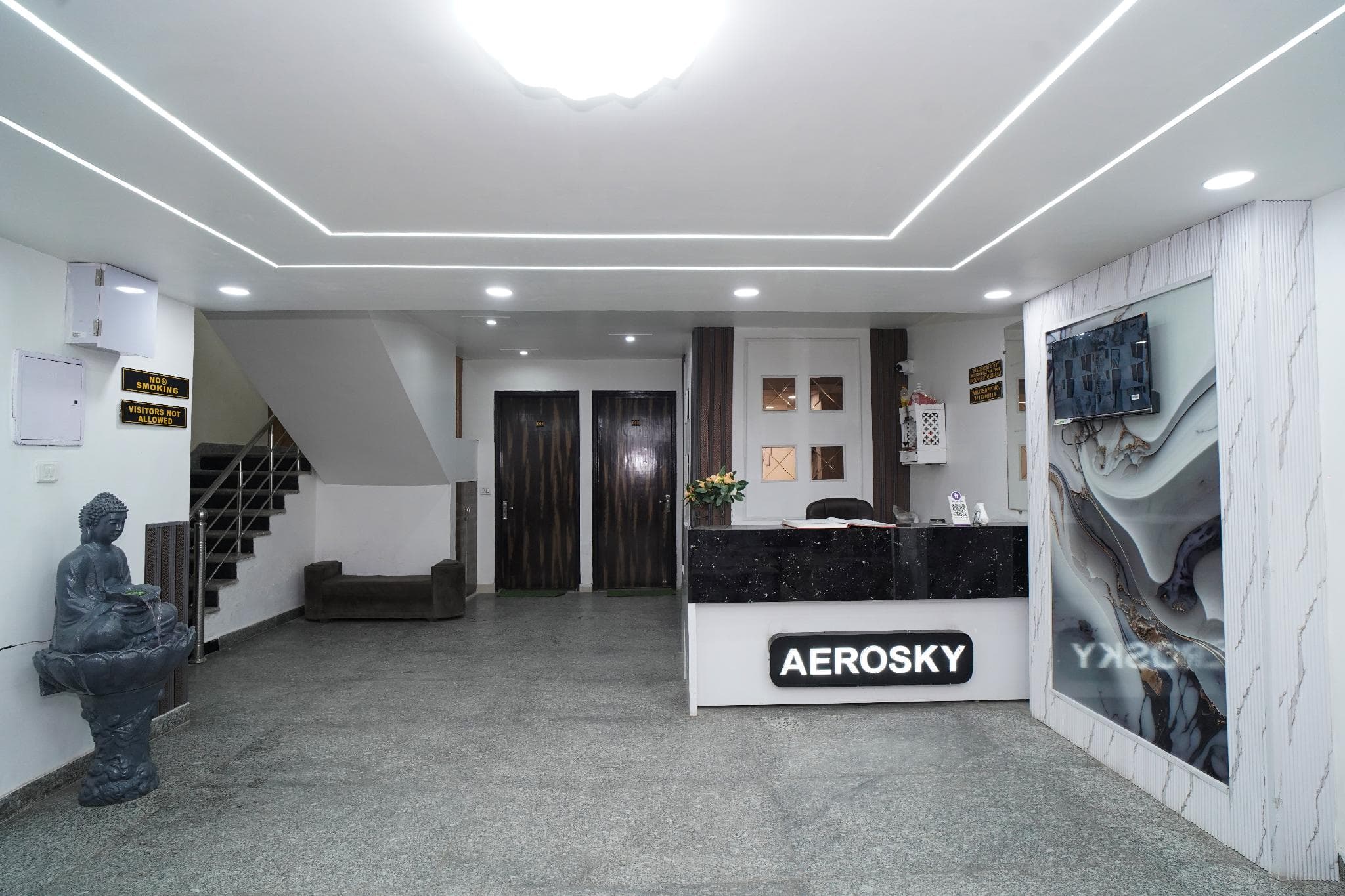Hotel Aerosky Prime Dwarka photo 4