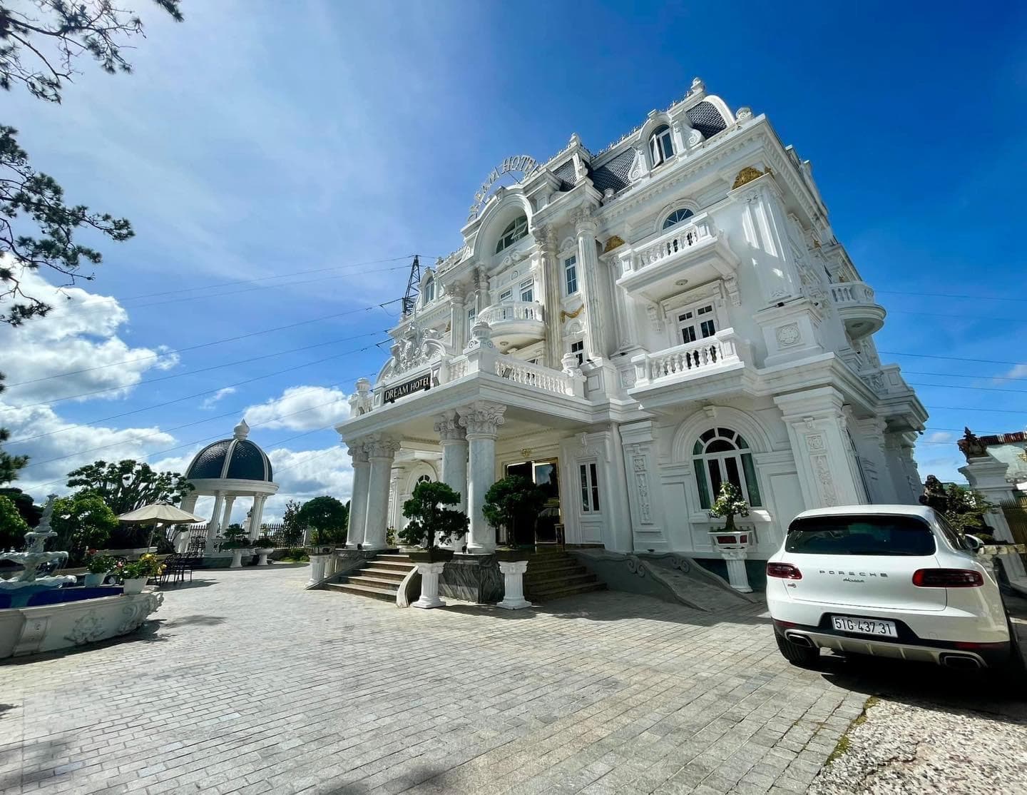 Dream Boutique Hotel