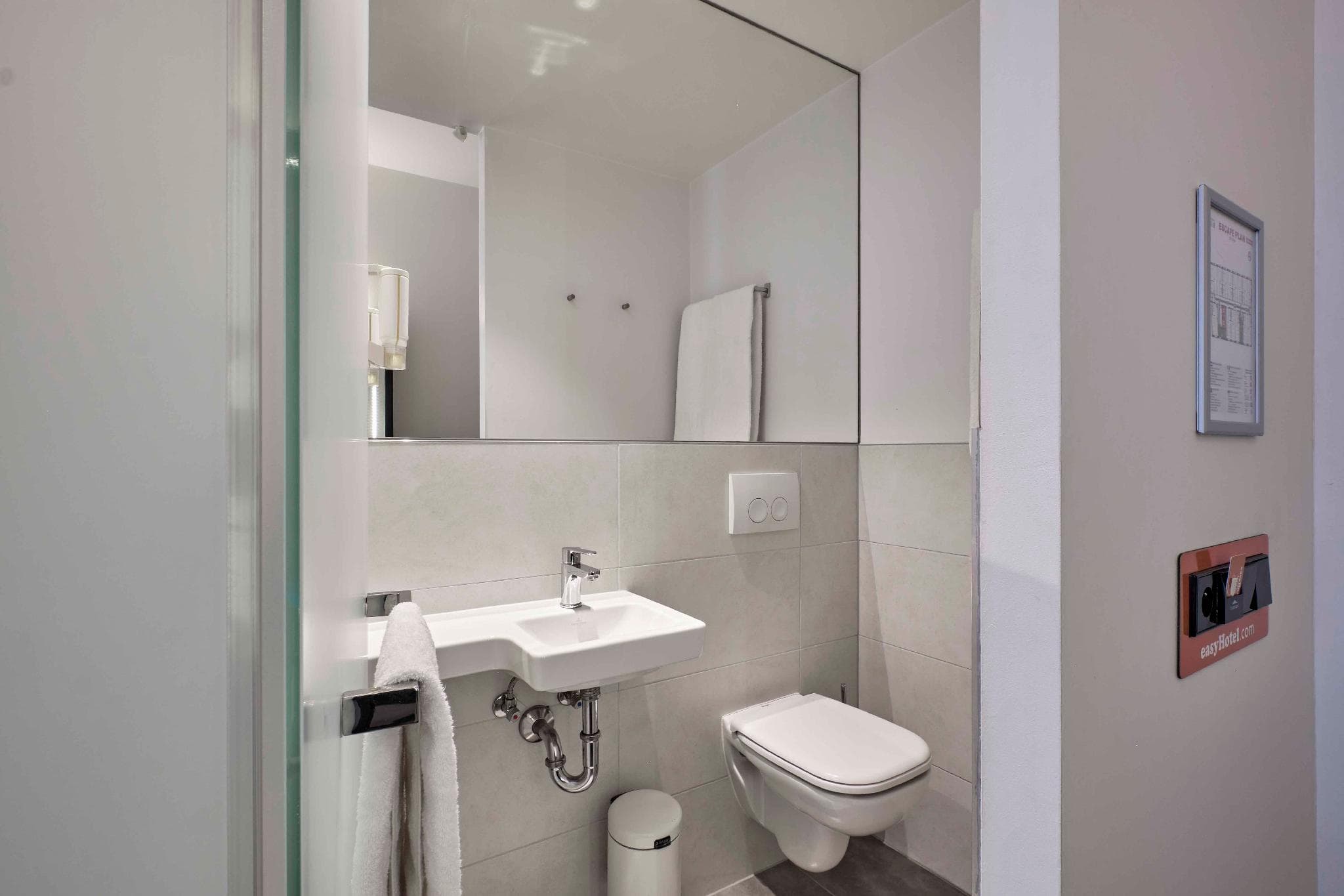 easyHotel The Hague Scheveningen Beach photo 2