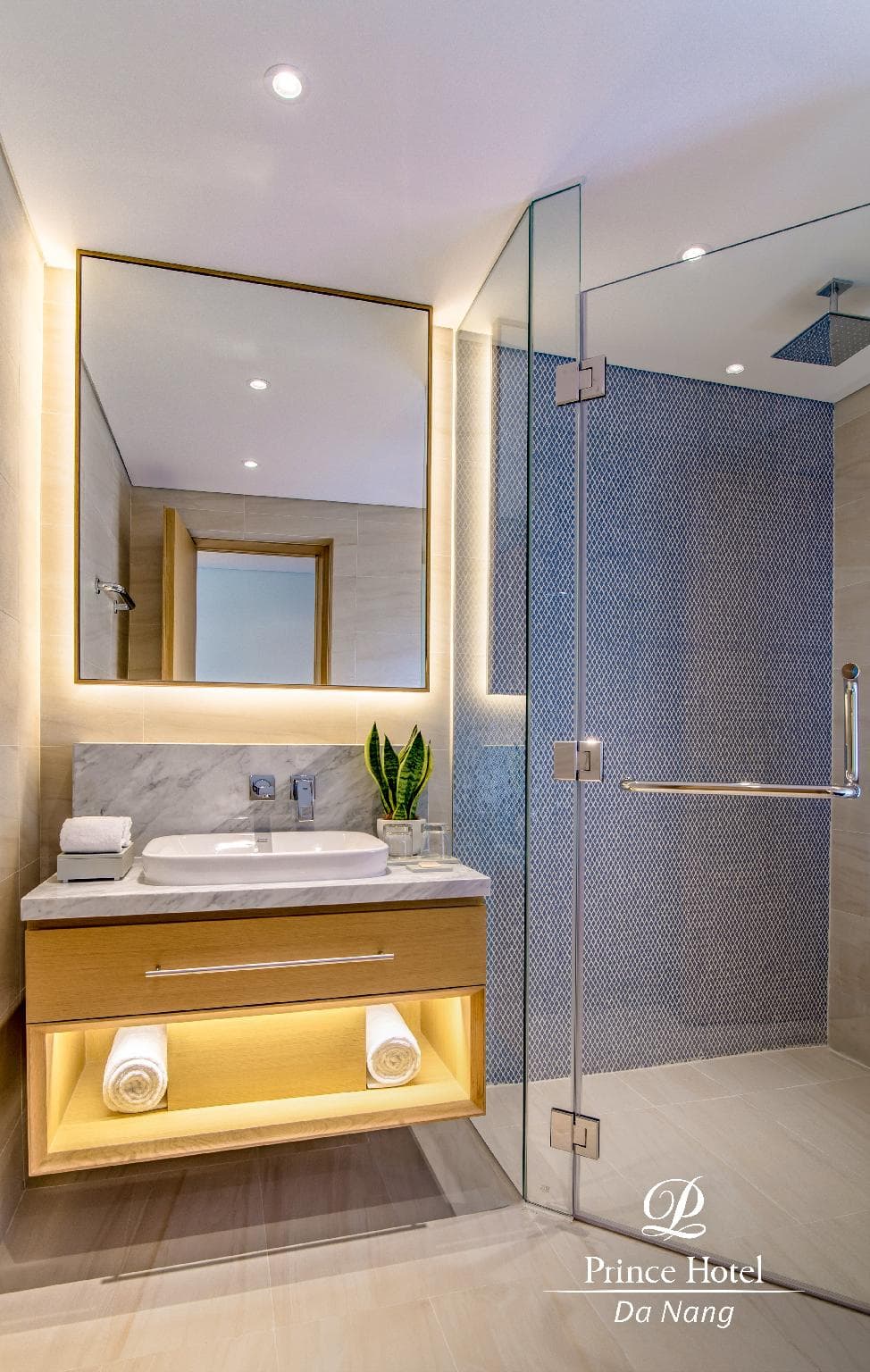 Prince Hotel Da Nang photo 2