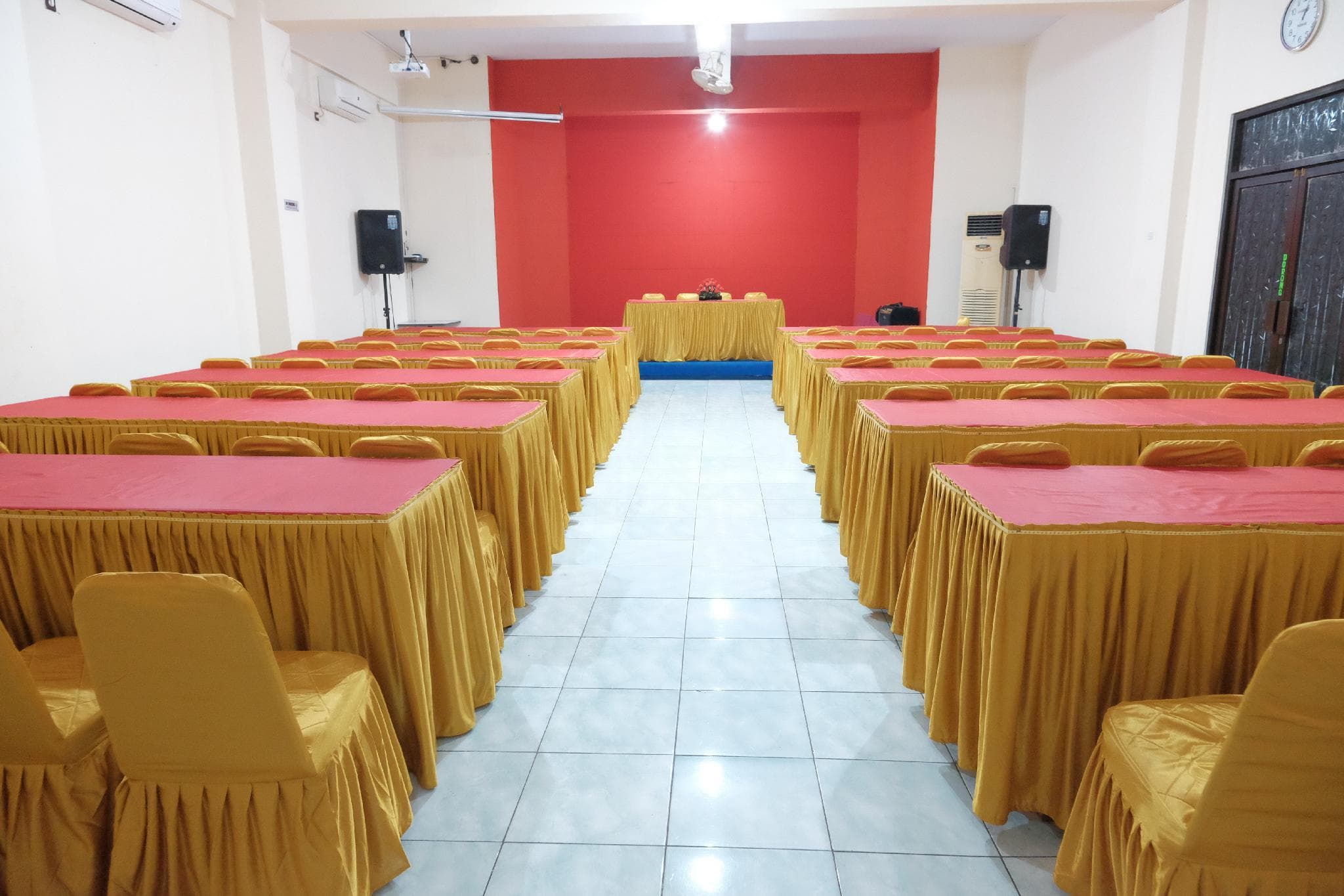 Hotel Gajah Mada photo 4
