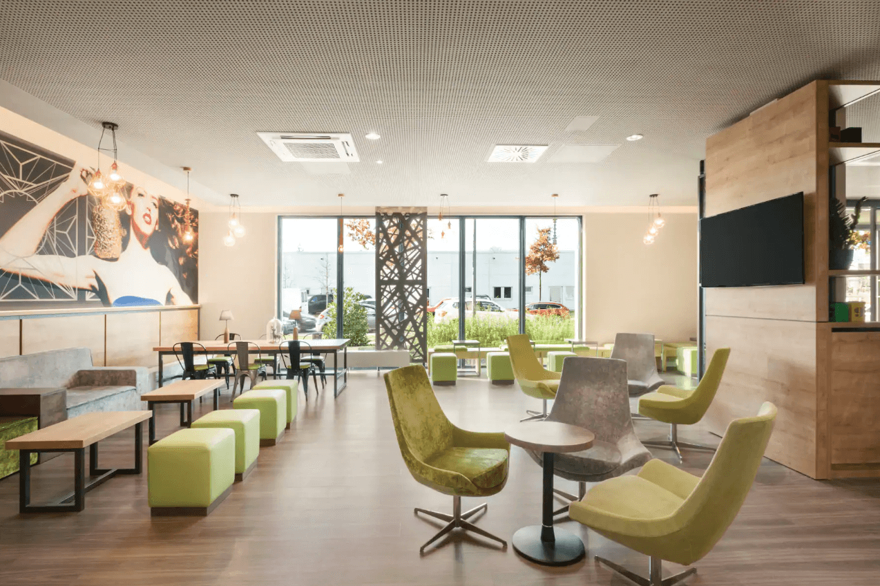 Super 8 by Wyndham Mainz Zollhafen photo 4