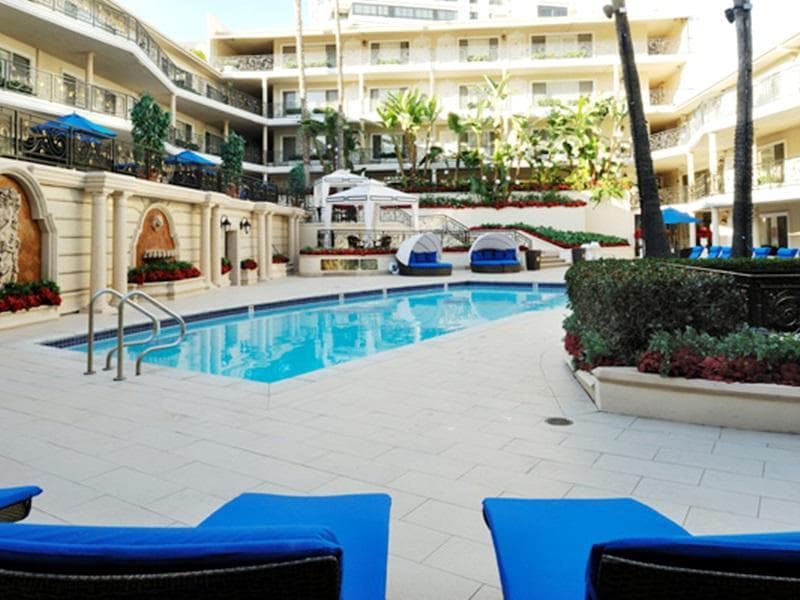 Beverly Hills Plaza Hotel and Spa photo 3