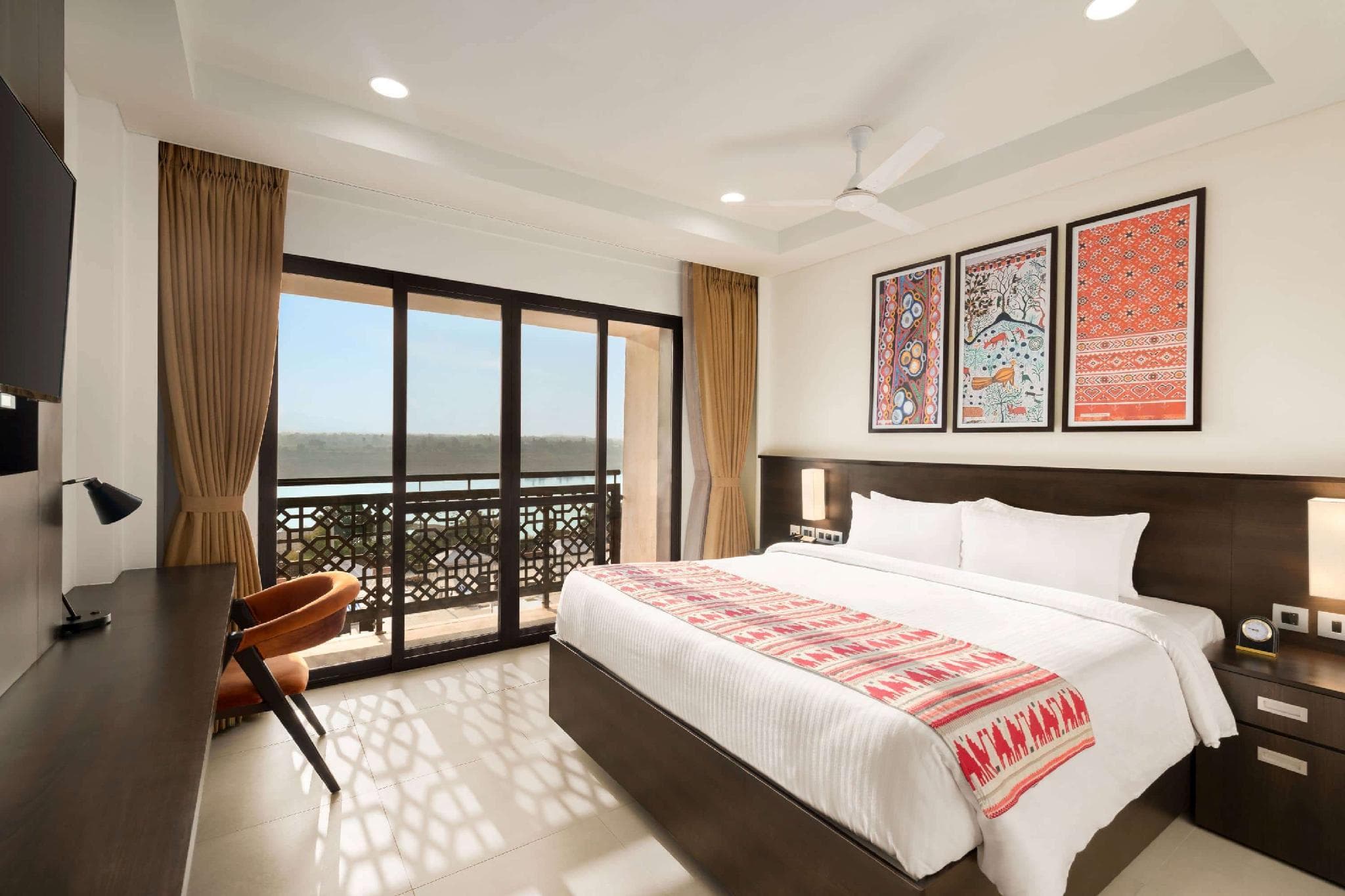 Ramada Encore by Wyndham Statue of Unity photo 2