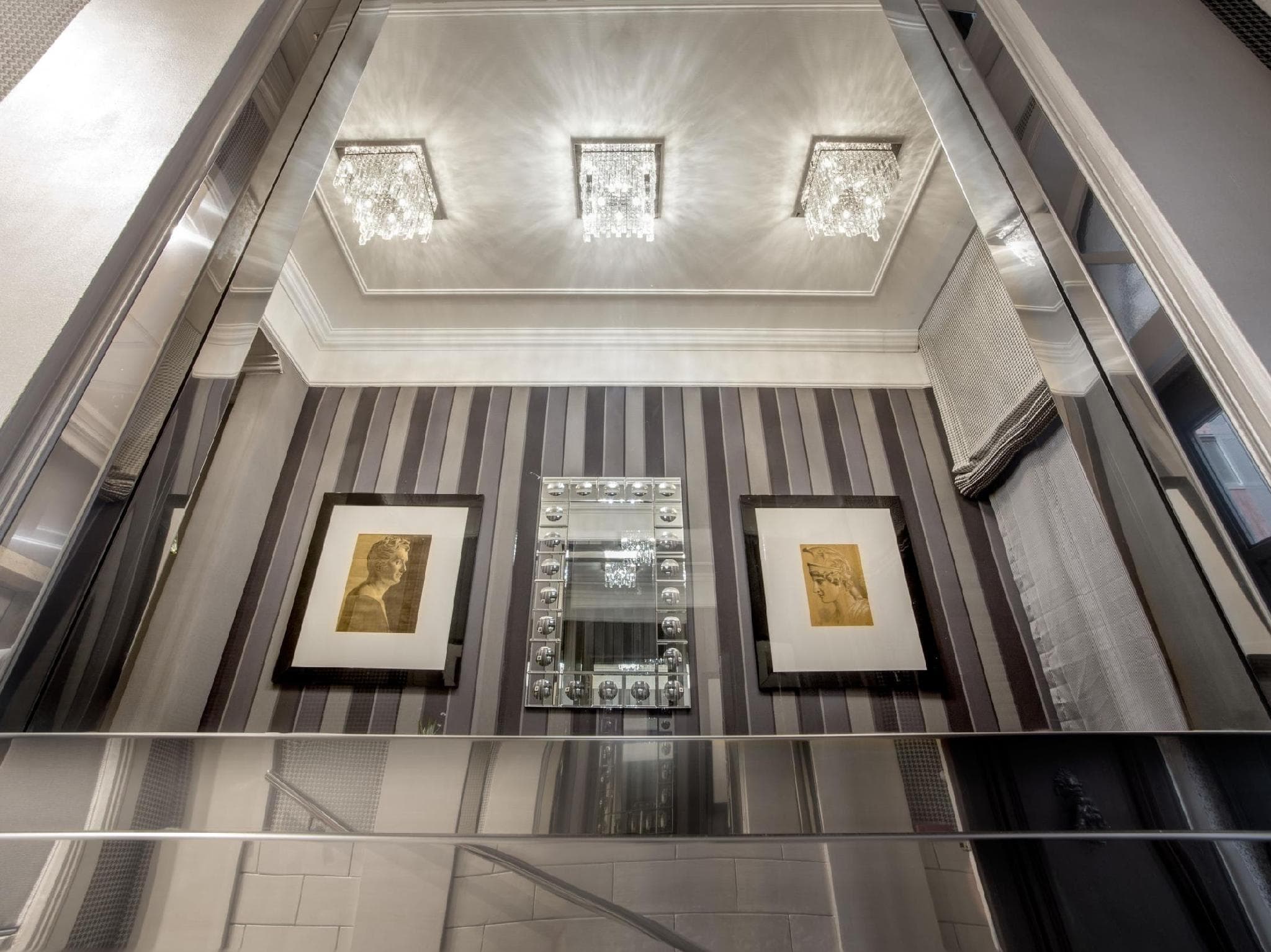 Royal Court Hotel photo 3