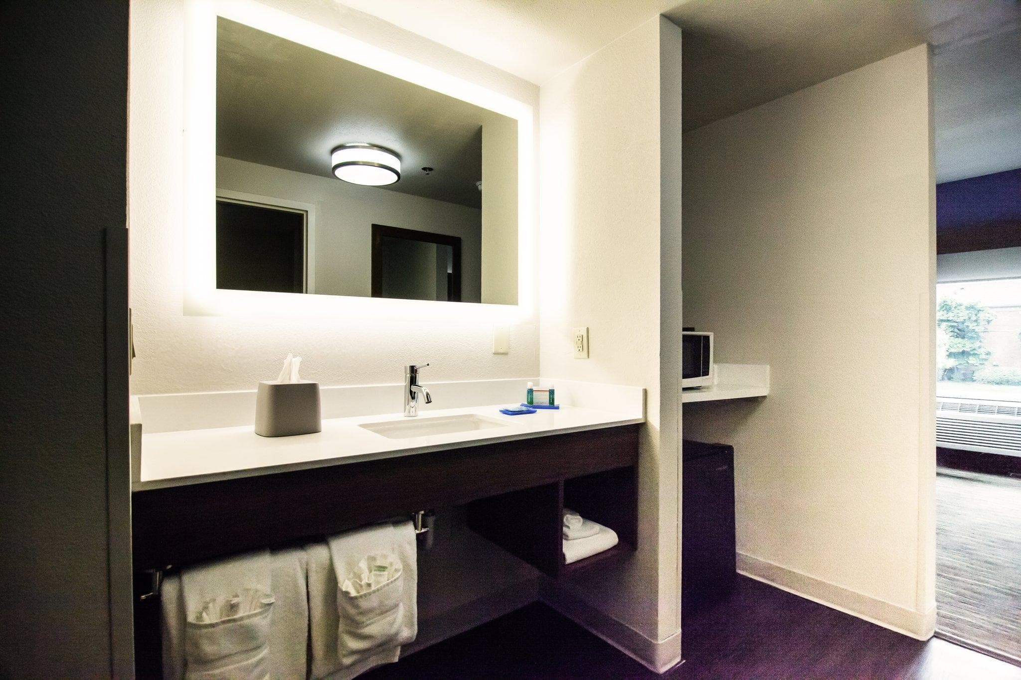 Holiday Inn Express Hotel & Suites Brentwood North-Nashville Area By IHG photo 2