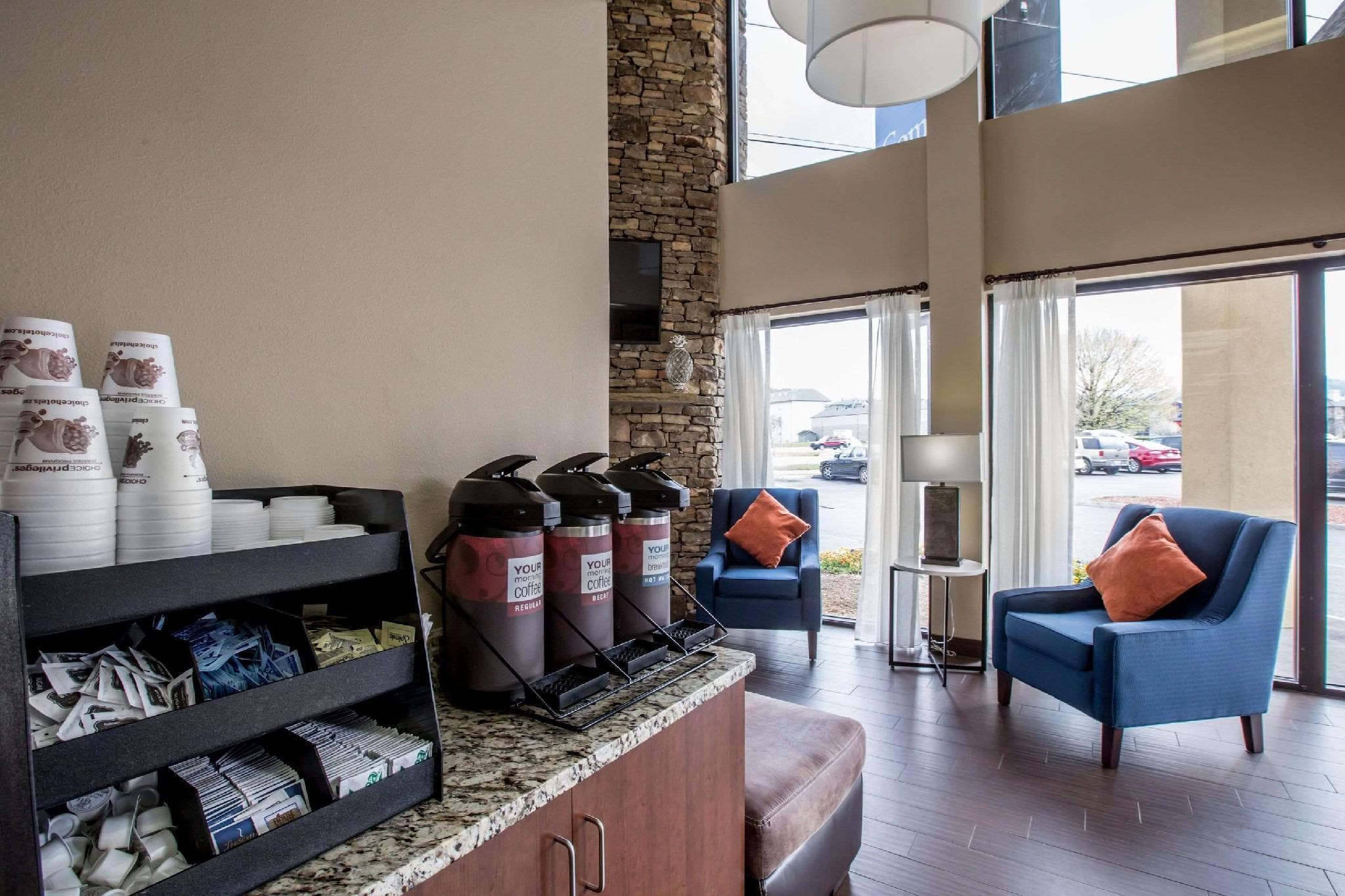 Comfort Inn & Suites at Dollywood Lane photo 5