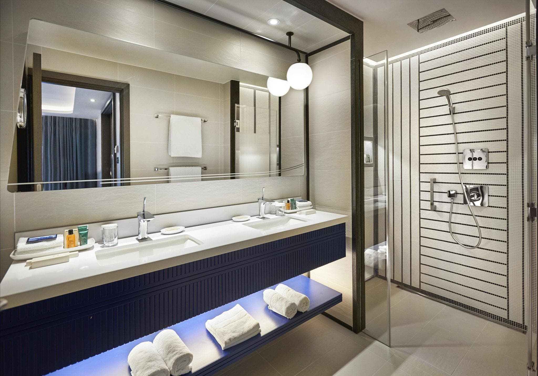Hilton London Heathrow Airport photo 5