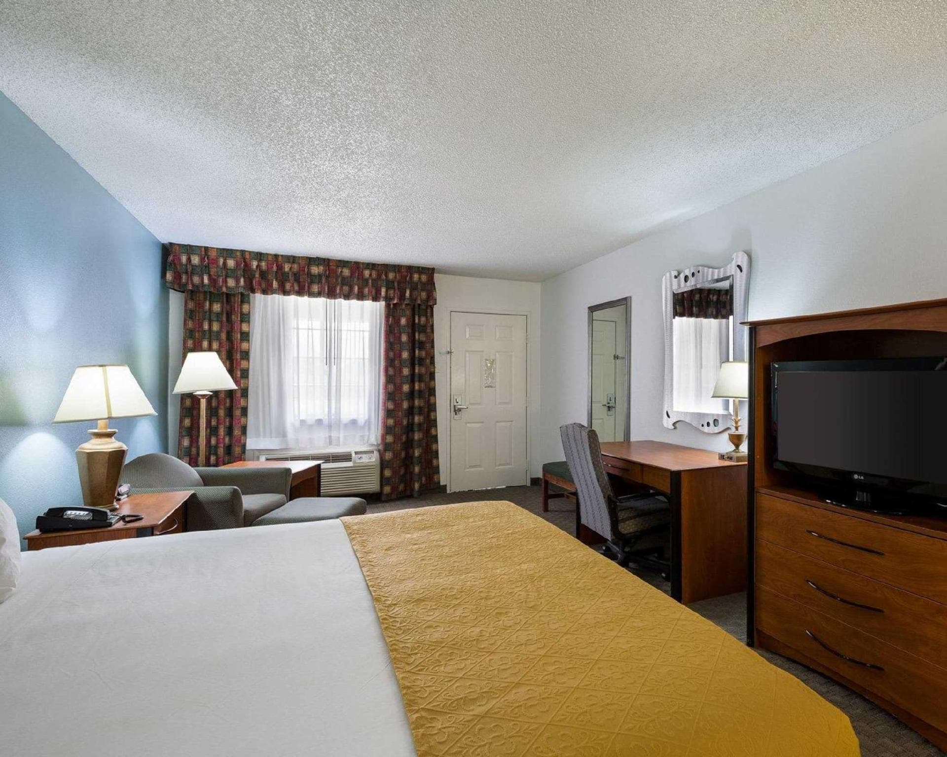 Quality Inn Clute Freeport photo 2
