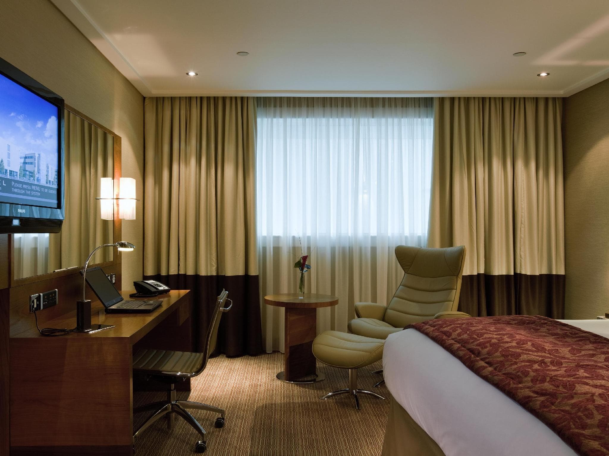 Sofitel London Heathrow Hotel photo 2