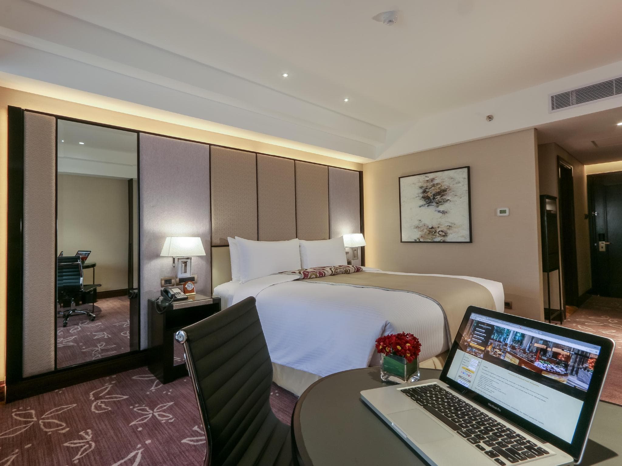 Diamond Hotel photo 2