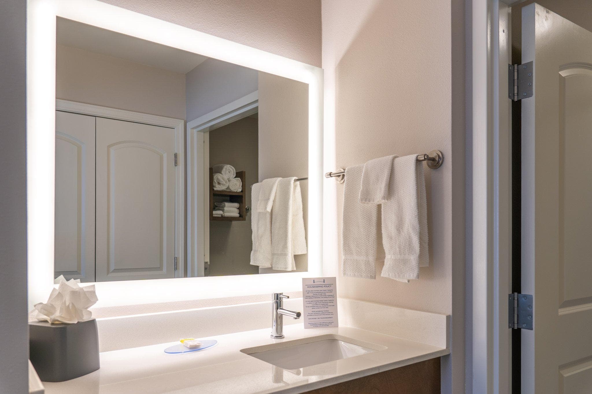 Staybridge Suites Summerville By IHG photo 2