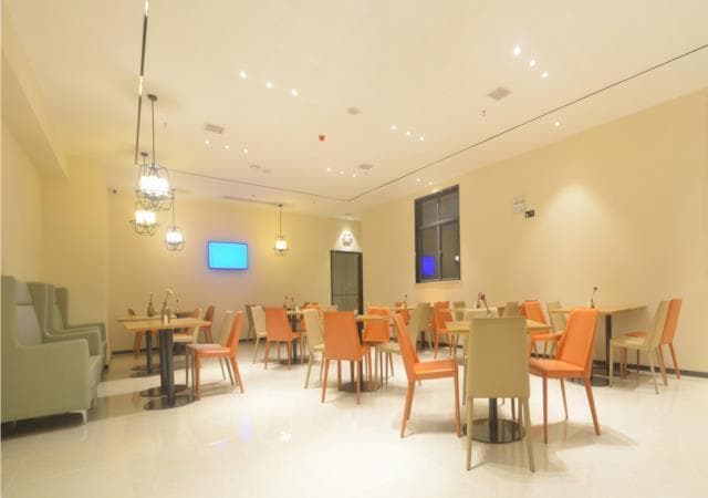 City Comfort Inn Wuhan Optics Valley OuYada Yangjiawan Metro Station photo 5