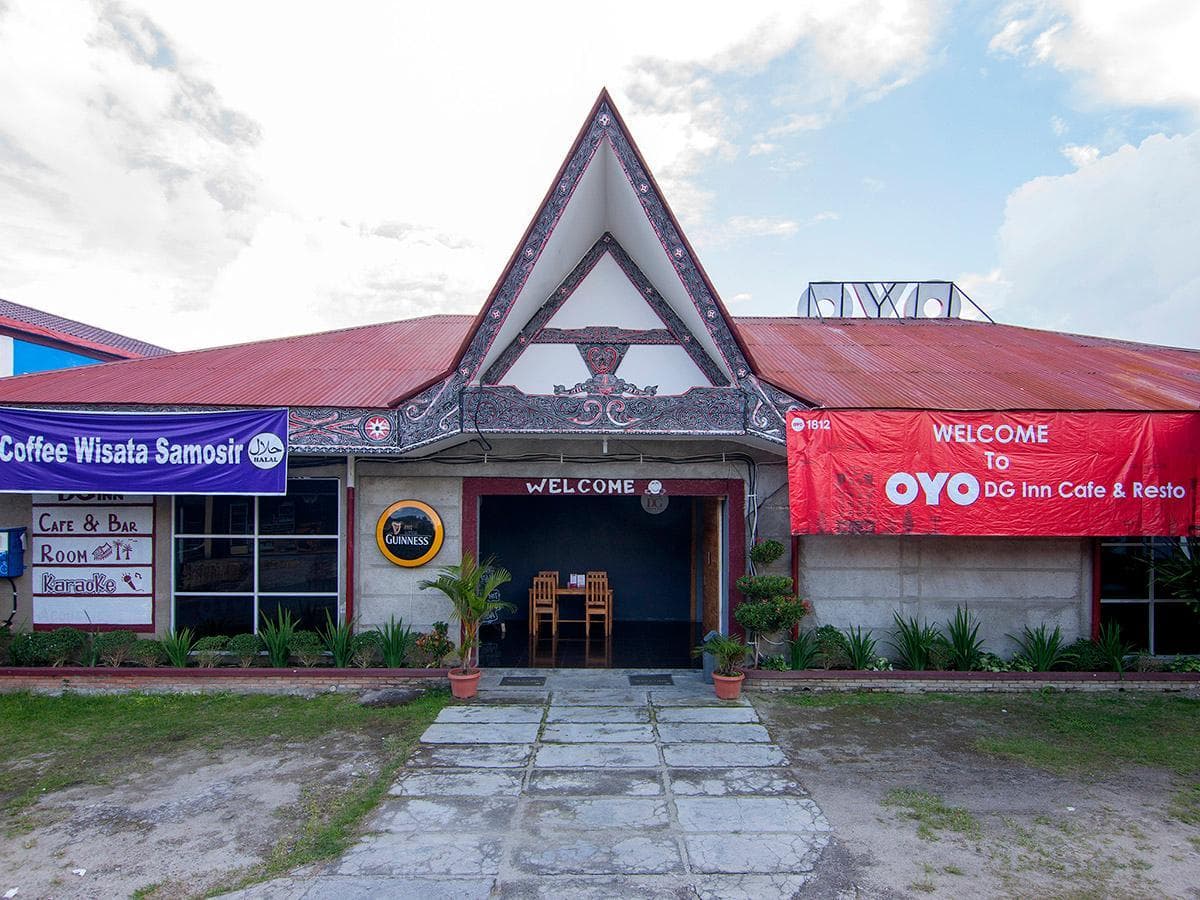 OYO 1812 Dg Inn photo 4