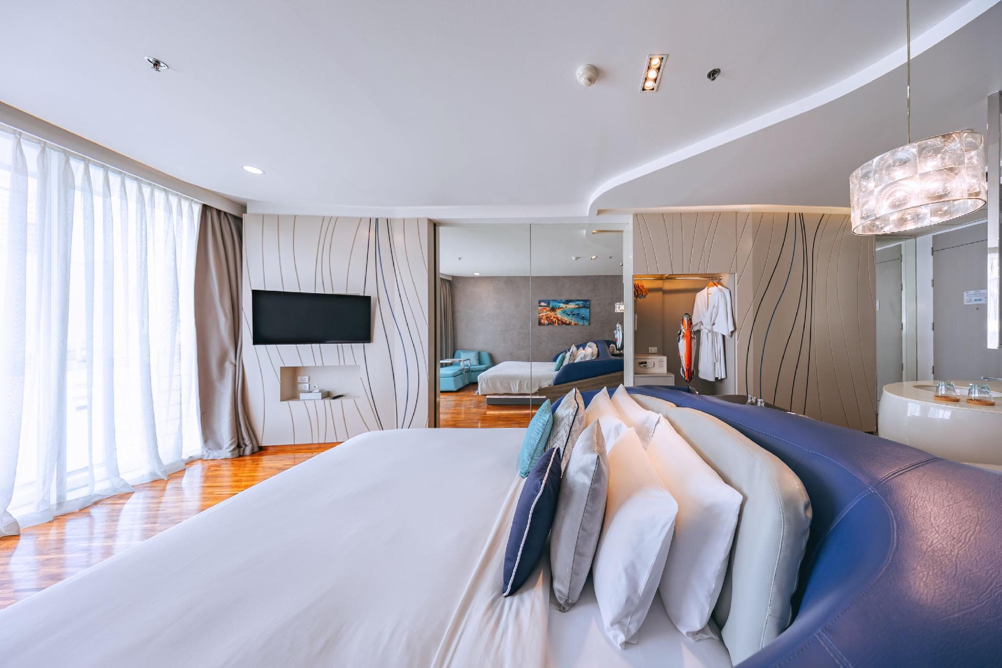 Hotel Baraquda Heeton Pattaya by Compass Hospitality photo 2