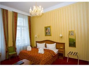 Pension Opera Suites I Self Check In photo 5