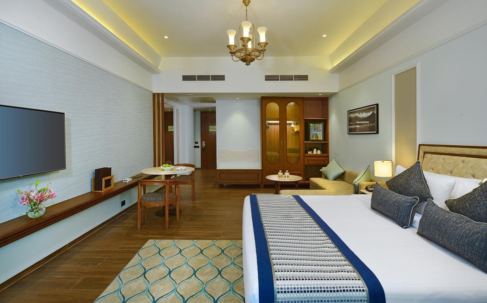 Gift City Club – a member of Radisson Individuals photo 2