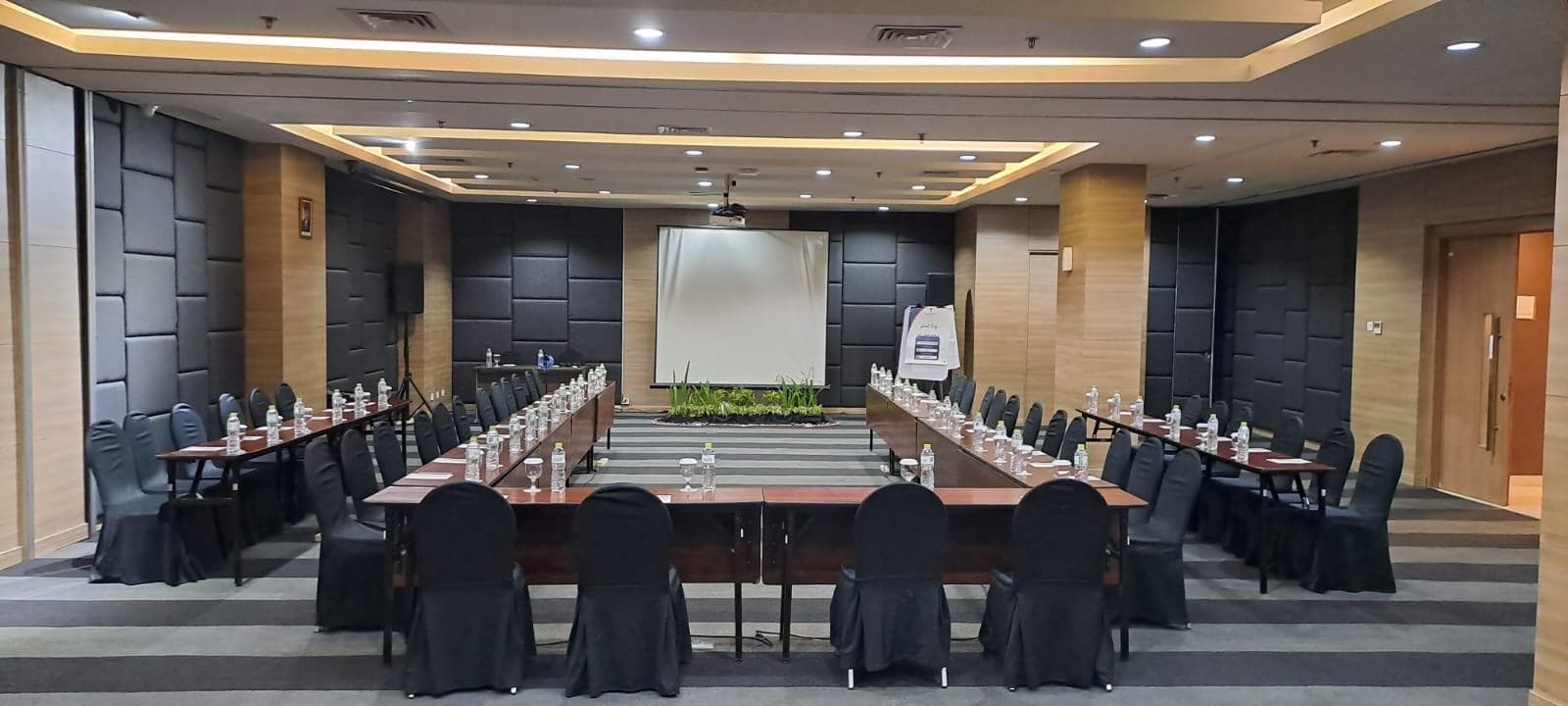 Vasaka Hotel Jakarta Managed by Dafam photo 5